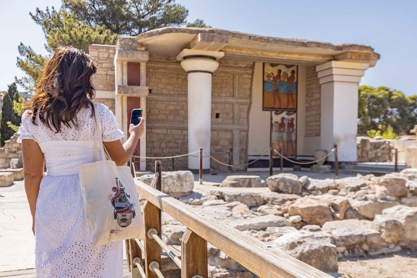 Picture 3 for Activity Crete: Palace of Knossos E-Ticket and Optional Audio Guide