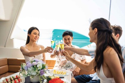 Burj Al Arab: 2-timers sejltur med valgfri grillmiddag