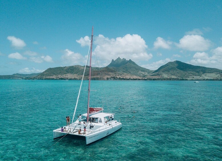 Picture 4 for Activity Catamaran cruise to Ile aux Cerfs from Pointe Jerome