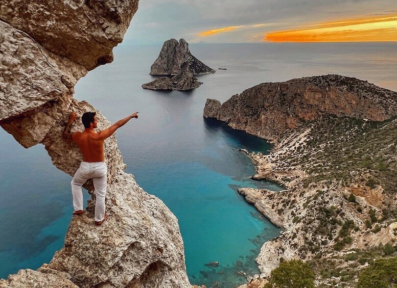 Picture 15 for Activity Ibiza: Combo Boat Trip, 4x4 Safari and Es Vedra Sunset Hike