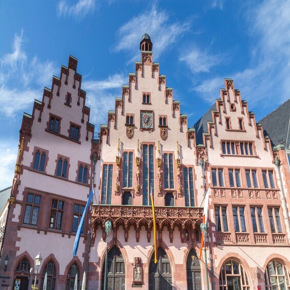 Picture 9 for Activity Frankfurt: Skip-the-line Städel Museum with Guided City Tour