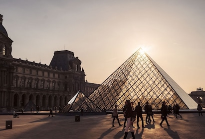 Toegang zonder wachtrij Louvre Hoogtepunten Tour met Mona Lisa