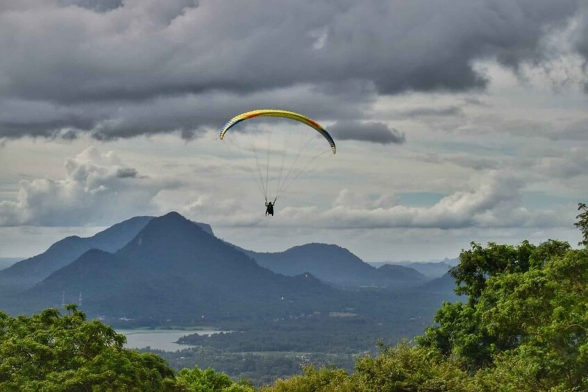 Picture 5 for Activity Paragliding in Kandy