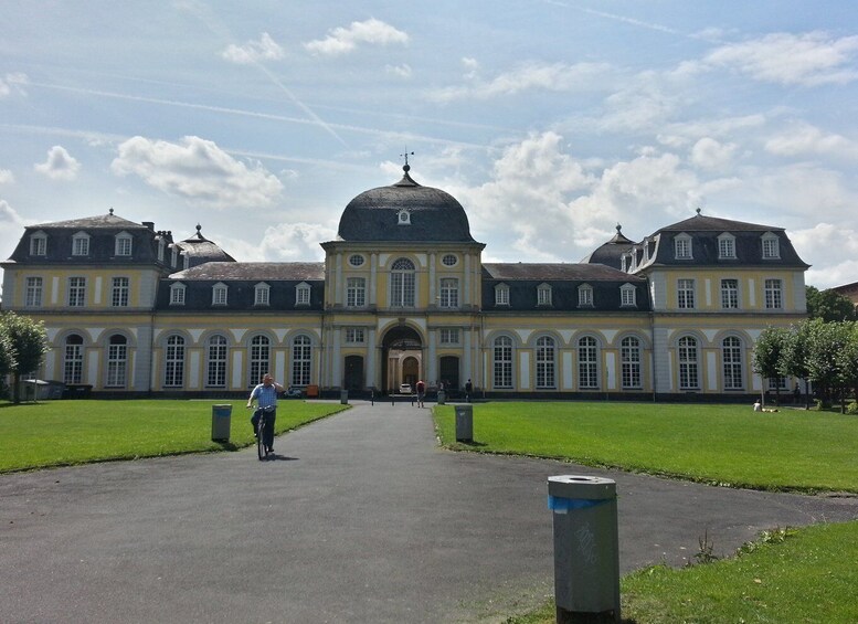 Picture 3 for Activity Bonn: 3,5 hours Guided Bike Tour