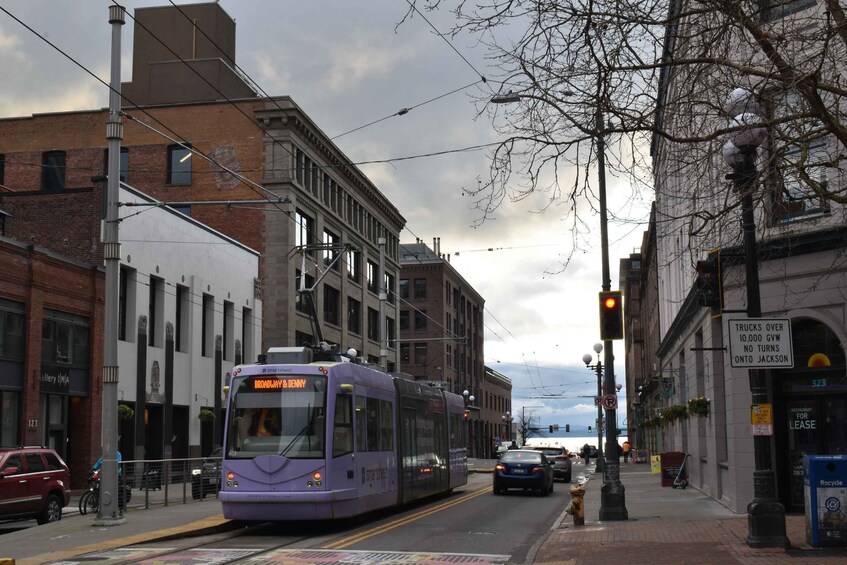 Picture 10 for Activity Seattle: Pioneer Square to Pike Place Market Walking Tour