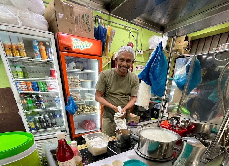 Picture 3 for Activity Singapore: Little India Hawker Street Food Tour