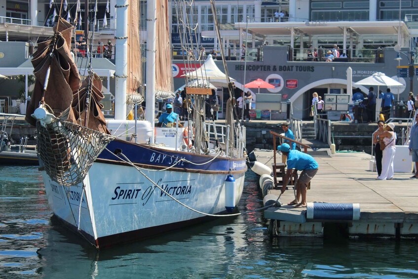 Picture 1 for Activity Cape Town: 1 Hour Table Bay Sailing Tour