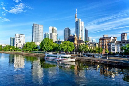 Frankfurt: Torre principal con entradas y visita guiada al casco antiguo