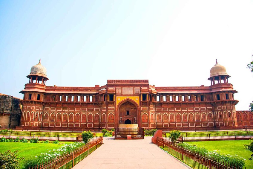 Picture 2 for Activity Jaipur: Private Agra Sunrise Tour with Professional Guide