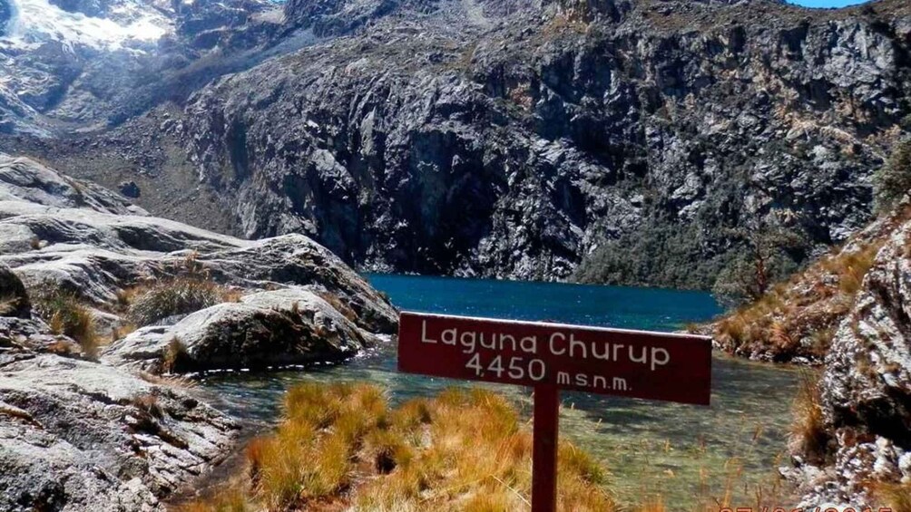 Picture 5 for Activity From Huaraz: Private hiking service to the Churup Lagoon