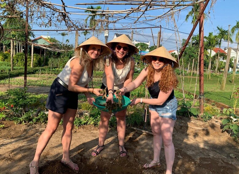 Picture 2 for Activity Hoi An Countryside Bike Tour & Basket Boat Ride