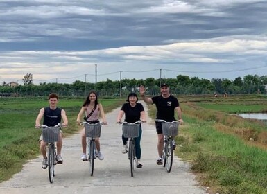 Hoi An Countryside Bike Tour et Basket Boat Ride