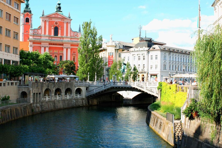 Picture 2 for Activity Ljubljana: Private Architecture Tour with a Local Expert