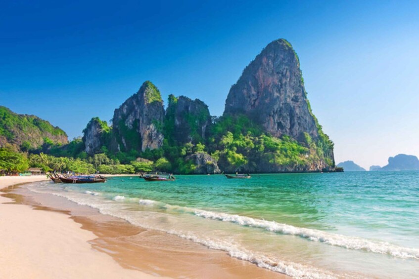 Picture 4 for Activity Aonang : Chicken Island, Poda Island, Thale Waek, Railay Bay