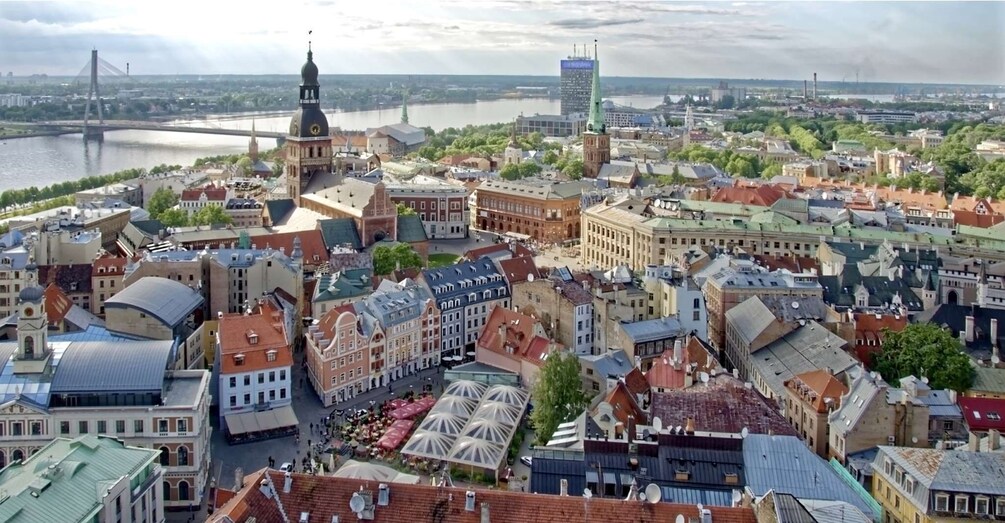 Picture 6 for Activity From Riga: Private Transfer to Tallinn with Sightseeing