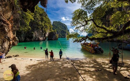 Ao Nang: Hong Islands Tour by Speedboat or Longtail Boat