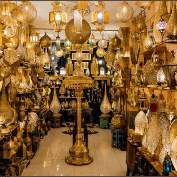 Artistic Tours and Workshops in the Heart of Traditional Fes