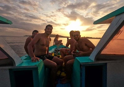 From Gili Trawangan: Small Group Sunset Snorkeling Tour