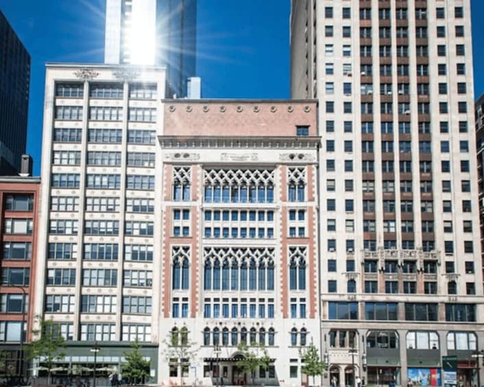 Picture 3 for Activity Chicago Downtown Highlights Private Walking Tour