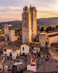 3-Hour Private Dinner in a Medieval Tower in San Gimignano