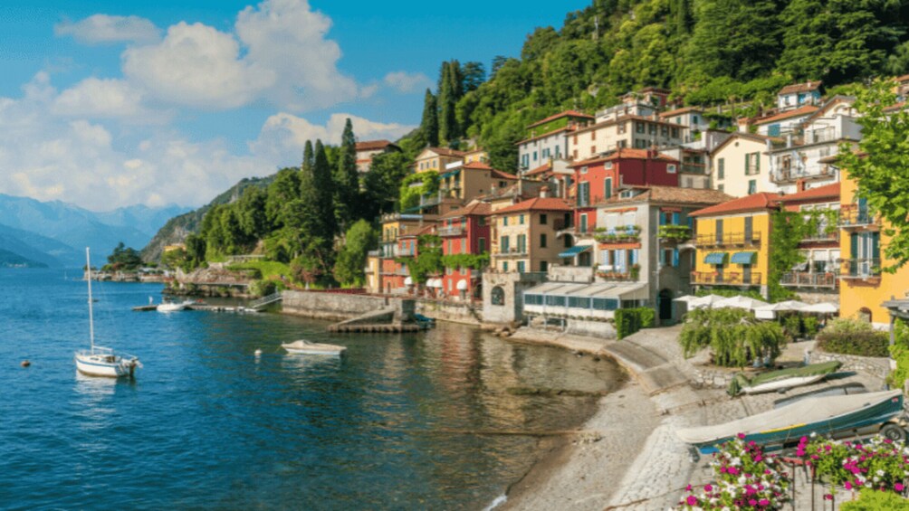 Picture 3 for Activity Lake Como Audioguide - TravelMate app for your smartphone