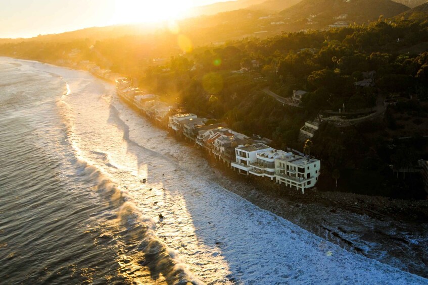 City & Coast: Beaches & City: 50-Minute Helicopter Tour