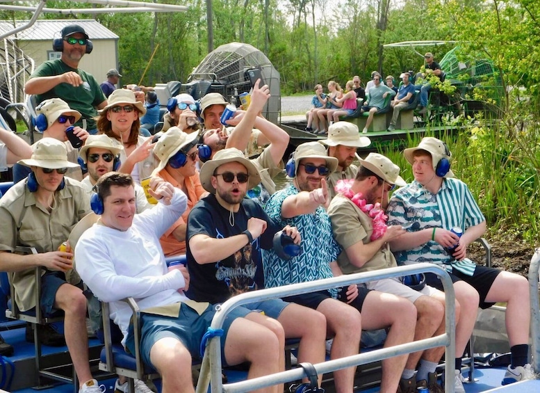 New Orleans: 16 Passenger Airboat Swamp Tour