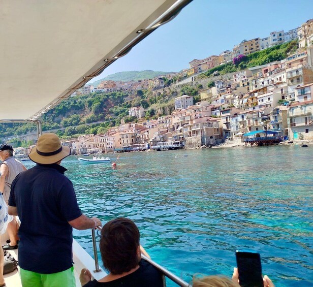 Picture 3 for Activity Tour Scilla in Barca - ammira Scilla dal mare