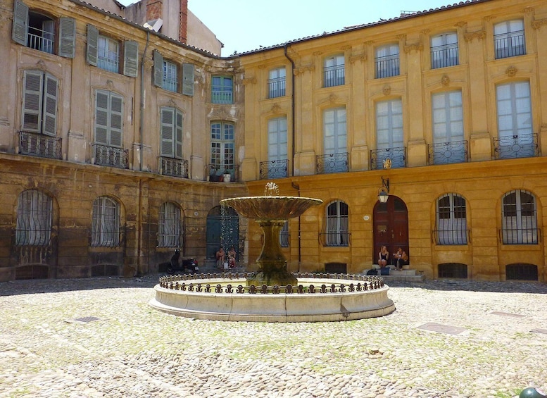 Picture 2 for Activity Aix-en-Provence: Private Guided Walking Tour