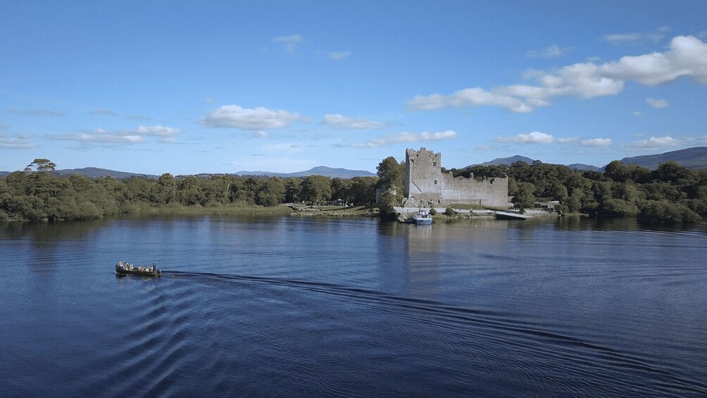 Picture 5 for Activity Gap of Dunloe: Lakes of Killarney Boat Tour and Scenic Walk