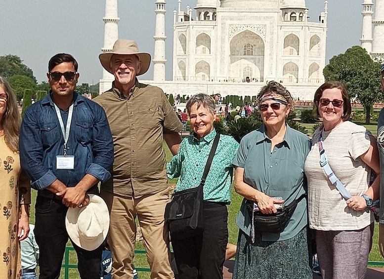 Picture 8 for Activity Agra: Private Yoga Tour With Tajmahal And Agra Fort Visit