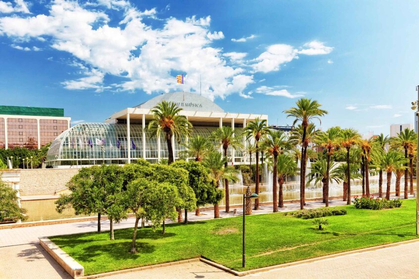 Valencia: Insta-Perfect Walk with a Local