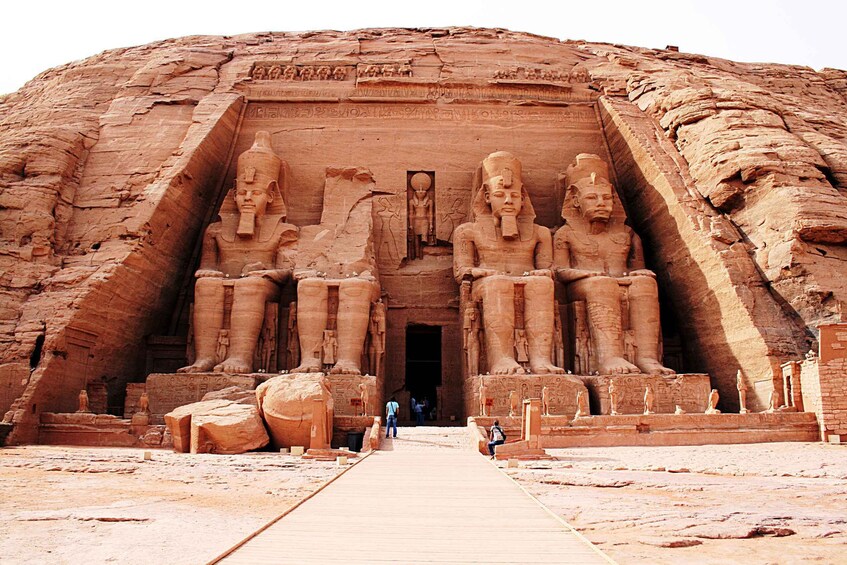 Picture 2 for Activity Luxor: Abu Simbel Temple Private Guided Day Trip with Lunch