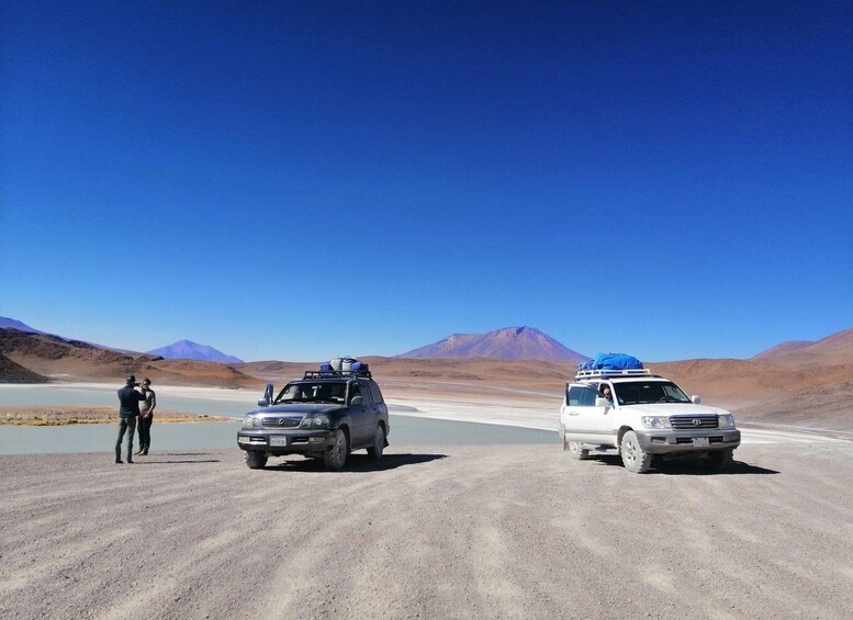 2-Day private tour: Uyuni Salt Flats to San Pedro de Atacama