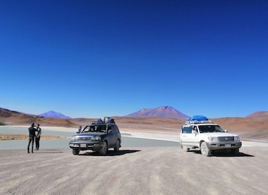 2-Day private tour: Uyuni Salt Flats to San Pedro de Atacama