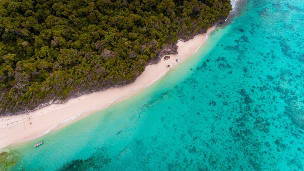 Zanzibar: Pungume Sandbank Sailboat Tour with BBQ Lunch