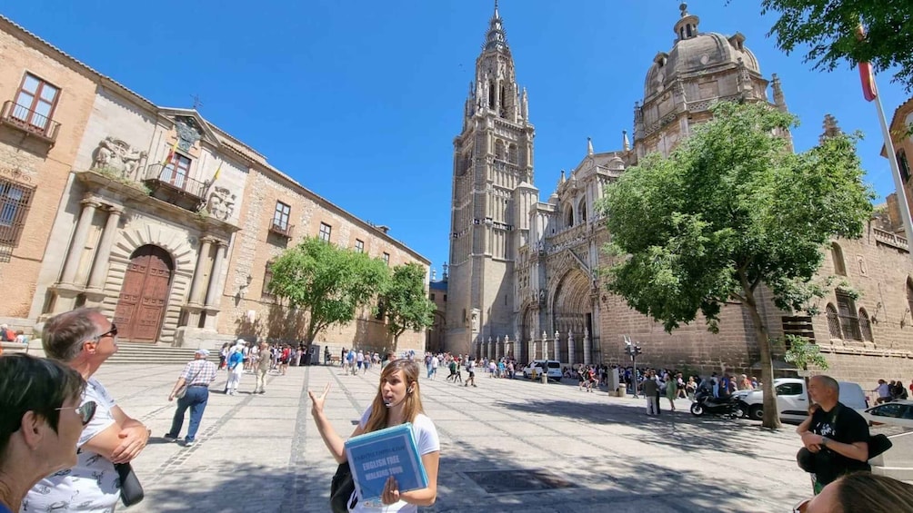 Toledo: Cathedral, Alcazar, Monastery, Jewish quarter