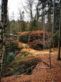 From Prague: Full-Day Bohemian Paradise Guided Hiking Trip