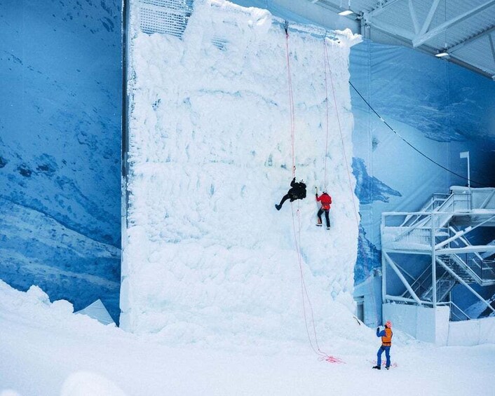 Picture 3 for Activity Oslo: Ice Climbing experience at SNØ Ski Dome