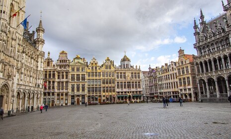 Bruselas: recorrido privado de arquitectura con un experto local