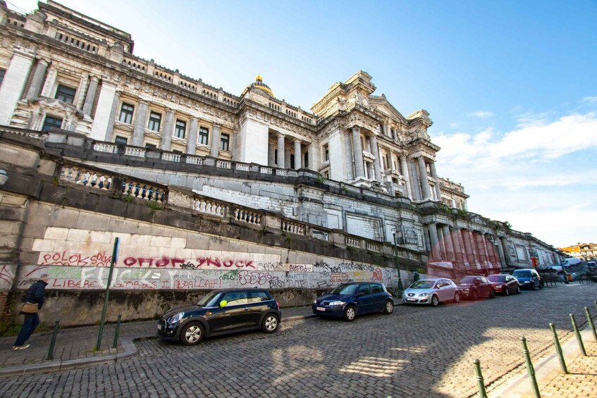 Picture 2 for Activity Brussels: Private Architecture Tour with a Local Expert