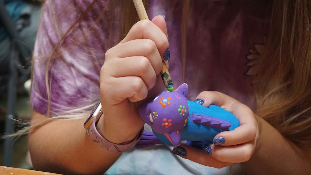 Picture 2 for Activity San Miguel de Cozumel: Alebrije Traditional Painting Class