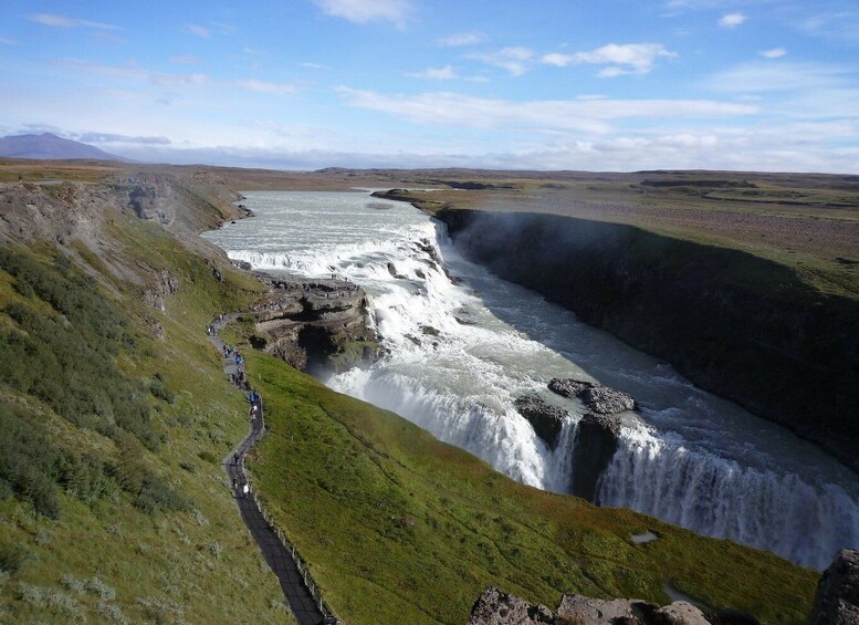 Reykjavík: Private Golden Circle Day Trip with Blue Lagoon