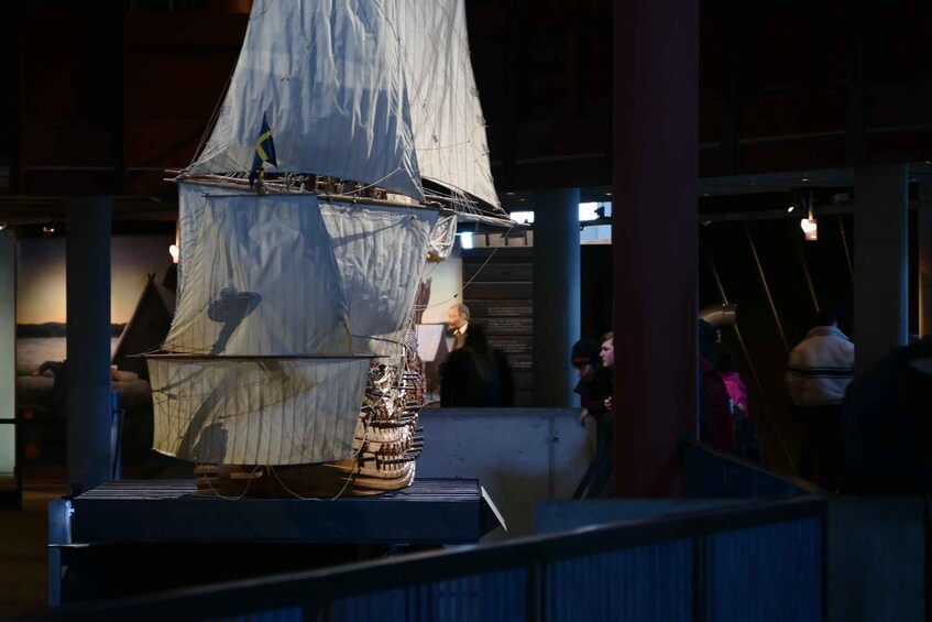 Picture 2 for Activity Stockholm: Vasa Museum Guided Tour, Including Entry Ticket