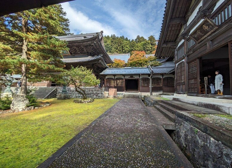 Picture 5 for Activity From Kanazawa: Eiheiji Buddhist Temple & Fukui Castle Town