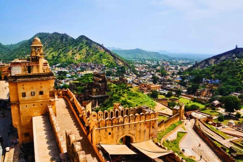 From Delhi: Jaipur Guided City Tour with Hotel Pickup