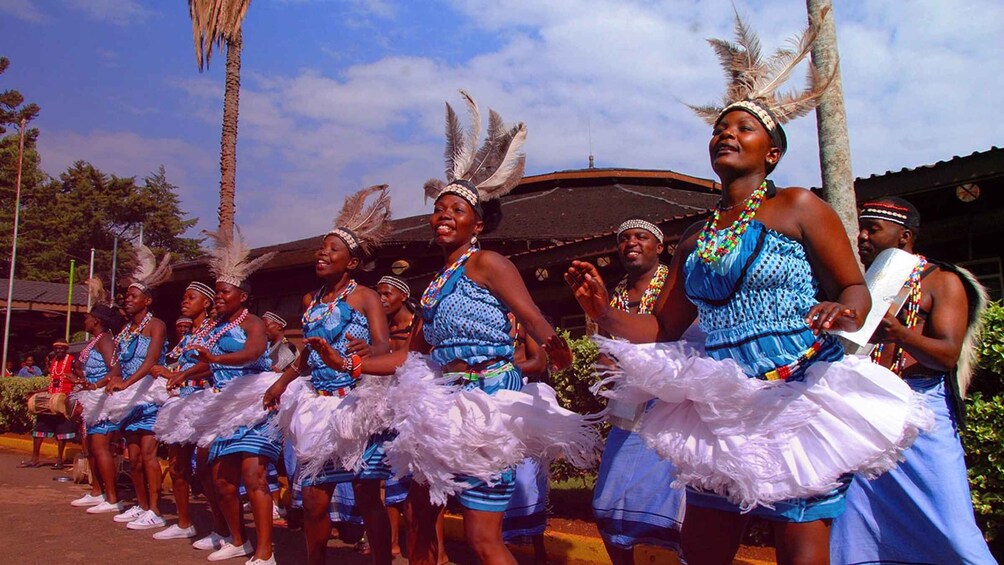 From Nairobi: Bomas of Kenya Cultural Dance Tour and Show