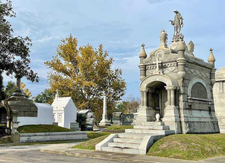 New Orleans: Millionaire’s Tombs of Metairie Cemetery Tour