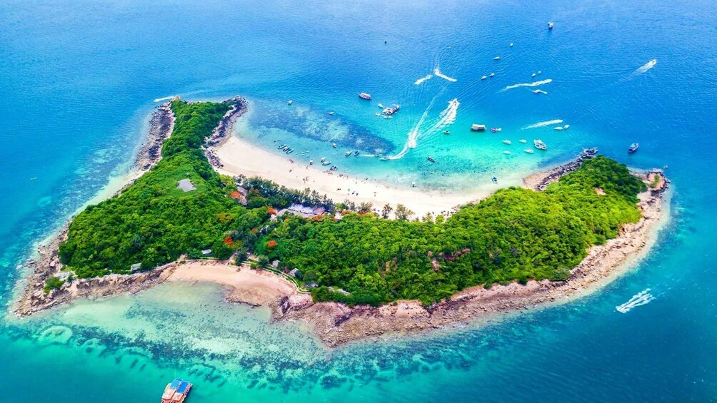 Pattaya: Coral Island & Sak Island Adventure Trip