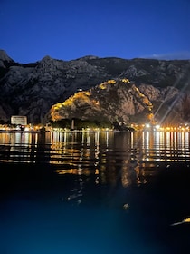 Kotor bei Nacht
